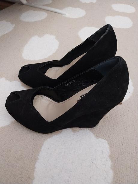 Lodičky na platforme, 35