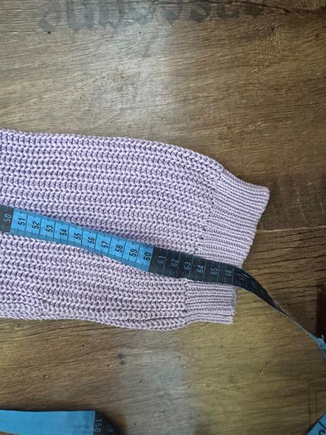 Levanduľový svetrík, reserved,152