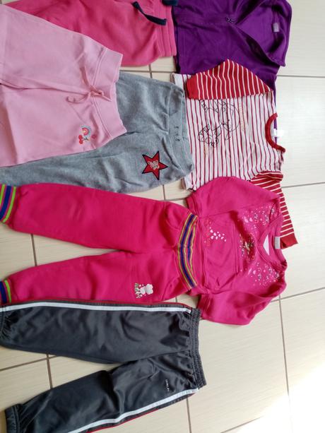 Balík tepláky a mikinky 2/3r, 86–98