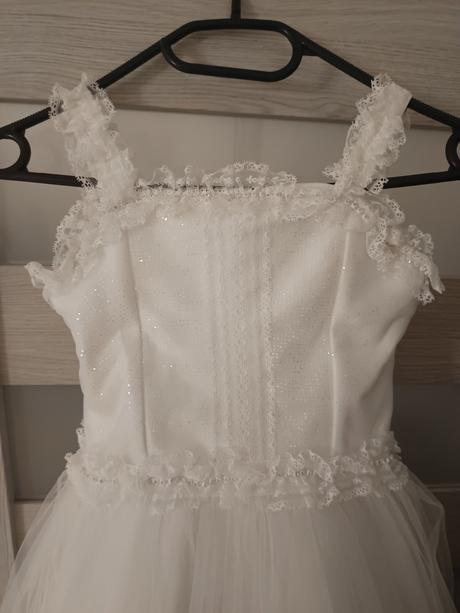 Šaty na 1.sv.prijímanie, 134