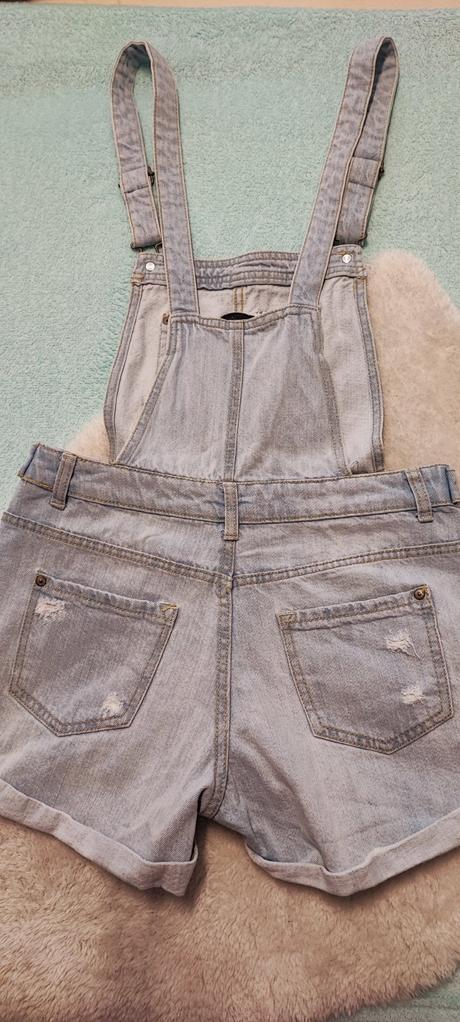 Šortky s trakmi, bershka,xs