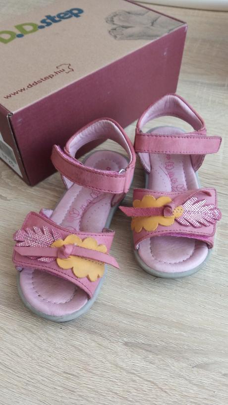 Dievčenské sandálky, zn. d.d.step, č. 25, d.d.step,25