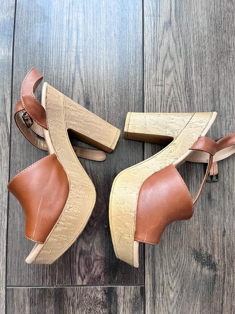 Topánky na štýl drevákov, 37