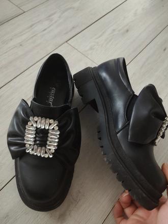 Krásne topánky - mokasíny, 36