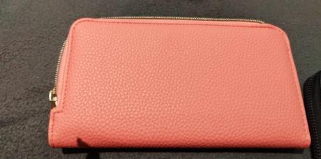 Dámska peňaženka, 