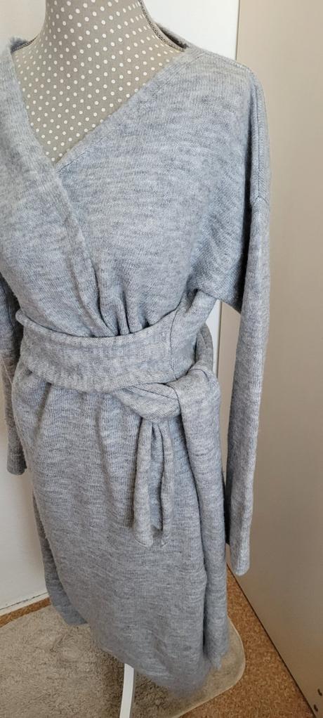 Šaty pletené, m