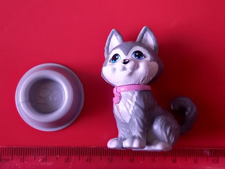 Barbie mačička s miskou na vodu, 