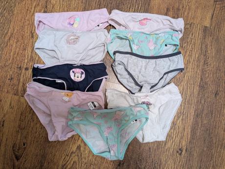 9x nohavičky 110/116, 110