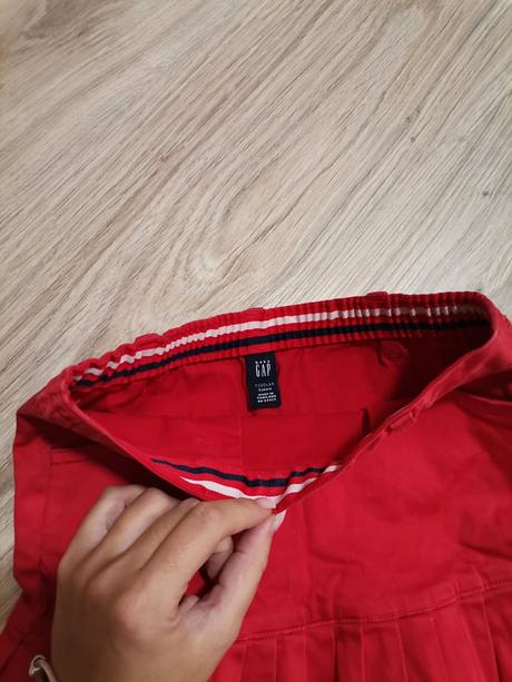 Červená sukňa gap, gap,104