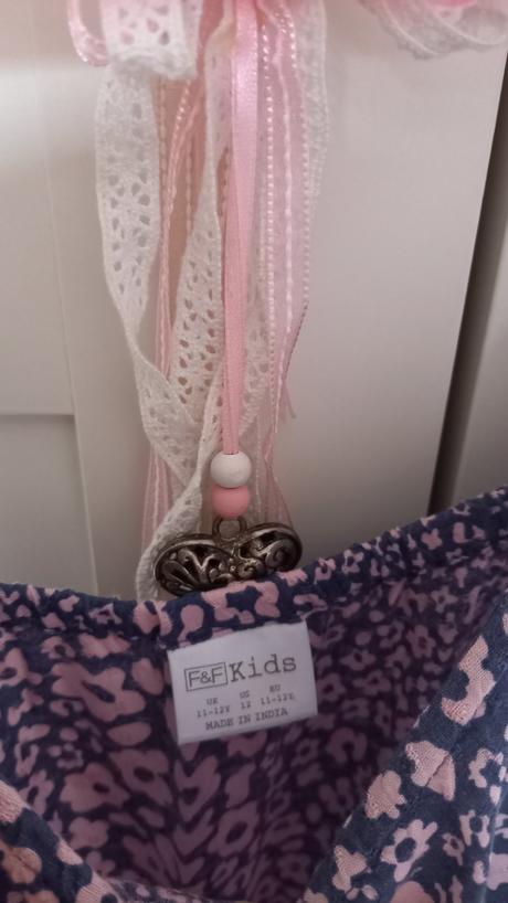 Lahunky padavy overal, f&f,146