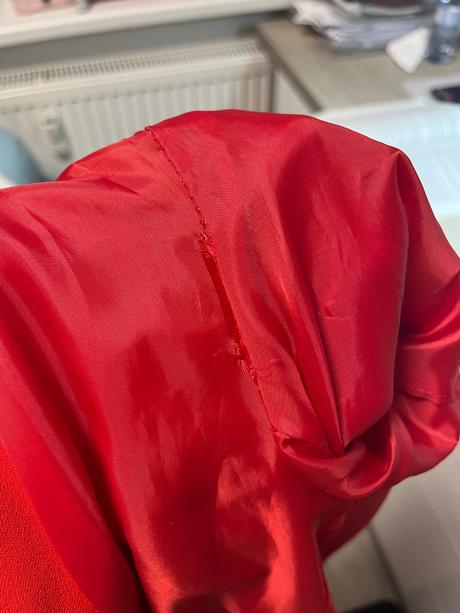 Červené sako boohoo, xs