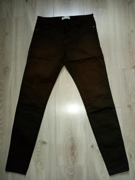 Nohavice, bershka,38