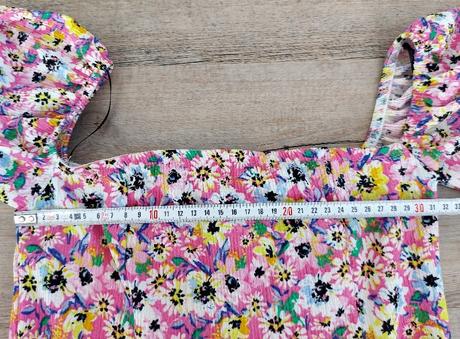 Dámske šaty s drobnými kvietkami, h&m,s