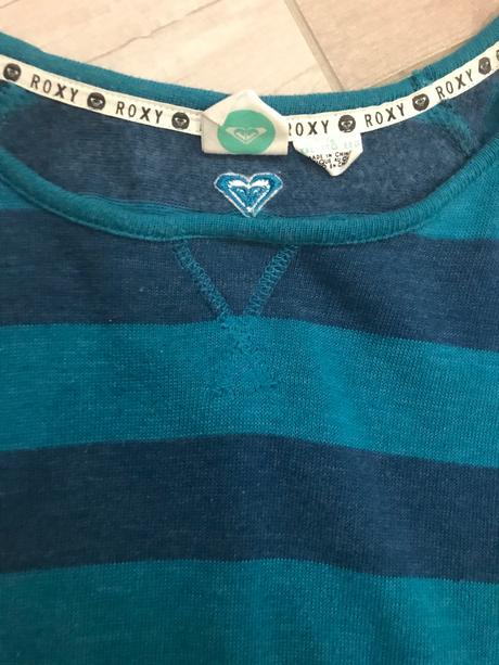 Krásne svetríkové šaty z usa, roxy,164