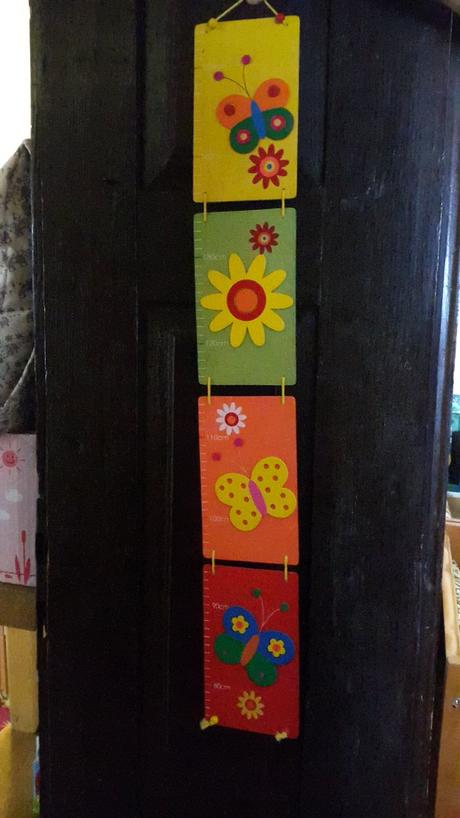 Meter na zavesenie dreveny, 