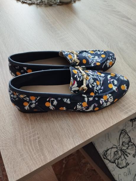 Štýlové mokasiny, 39