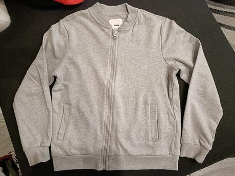 Hrubšia mikina, sinsay,140