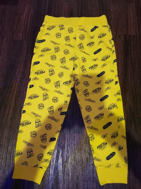 Žlté tepláky, piazza italia,134