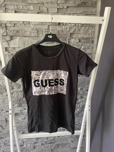 Guess v.xs-s, guess,xs