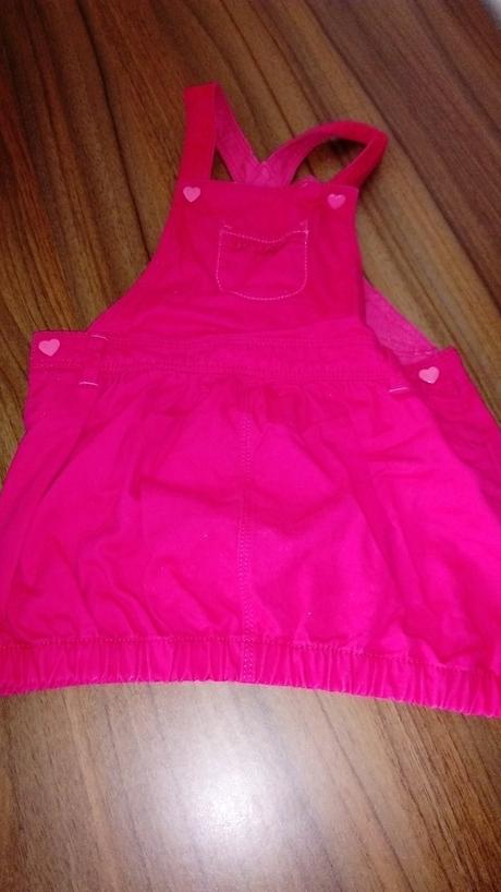 Šaty na traky, in extenso,92