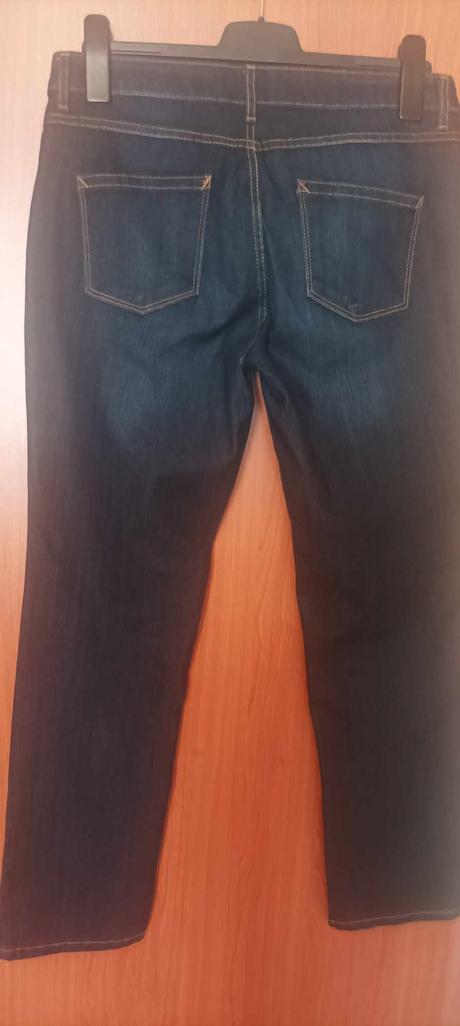 Tmavomodre rifle skinny, c&a,40