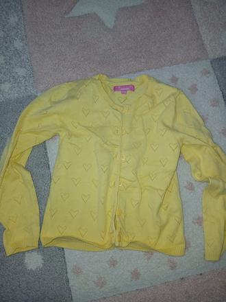 Krásny svetrik super stav, 104