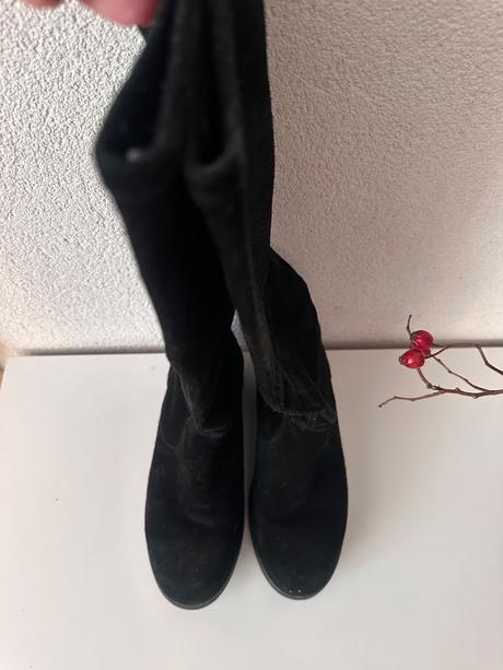 Semišovè čižmy, 37