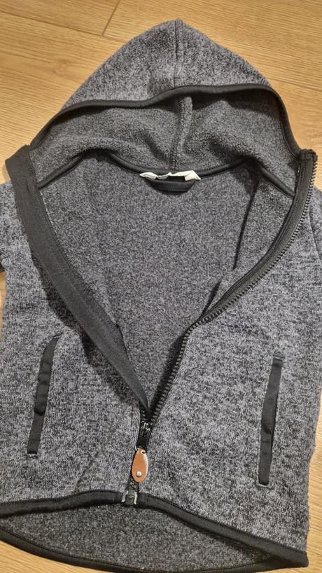 Predam flisovu mikinu velkost 98, h&m,98
