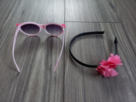 Kabelka,okuliare,čelenka, 