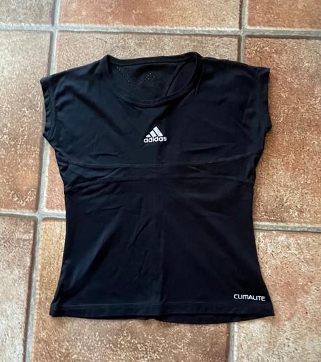 Dievčenské čierne tričko., xs