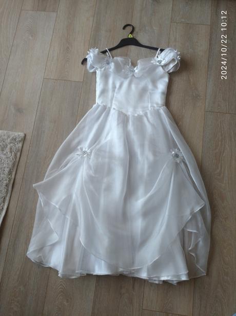 Dievčenské šaty na 1.sv.prijimanie, 134