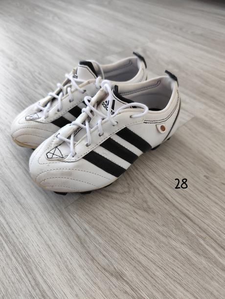 Kopačky adidas, adidas,28