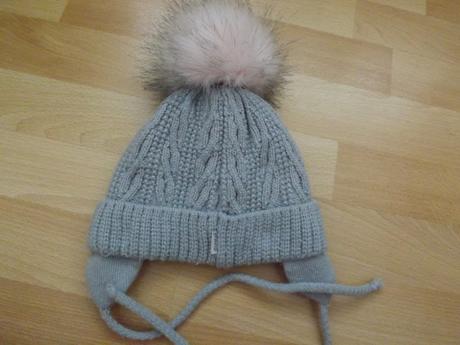 Zimná čiapočka so šálom, <50