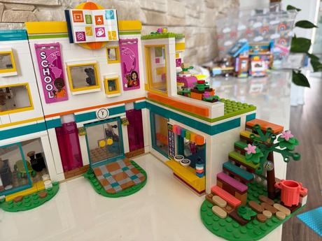Lego friends medzinárodná škola, 