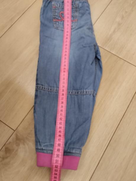 Parádne rifličky, c&a,92