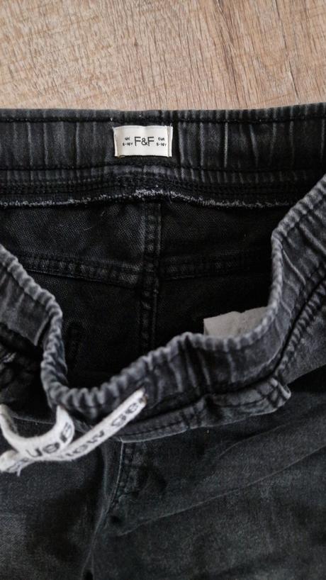 Tmavosive rifle kratasy, f&f,134