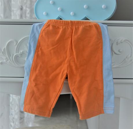 Oranžové tepláky-68, 68