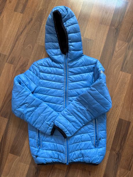 Zimna bunda, reserved,146