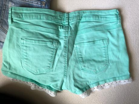 Rifľové šortky, bershka,s