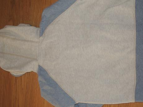 Pekna mikinka, next,104