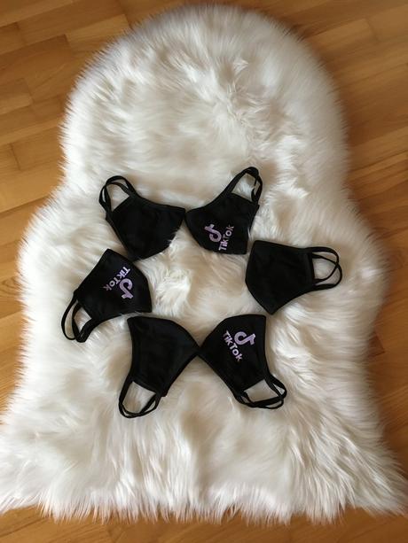 Bavlnené 2-vrstvové rúško tik-tok.,