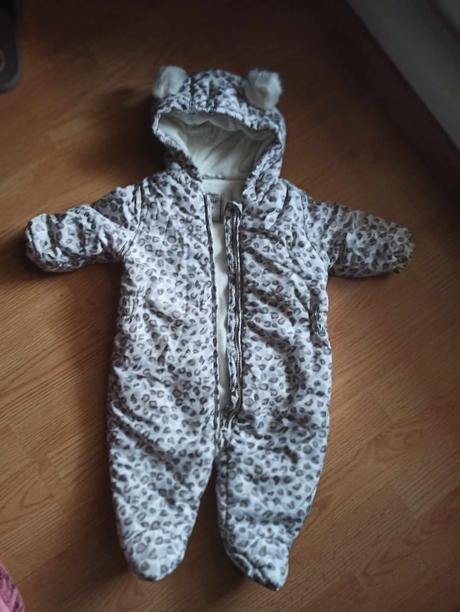 Overal na zimu, next,62