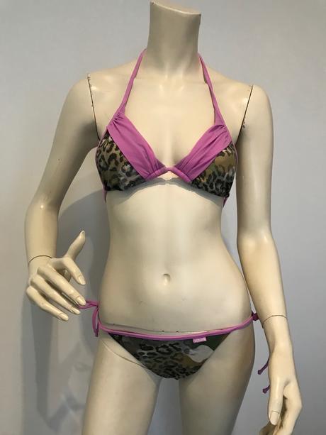 Maskáčové plavky zn. off limits, 38