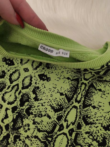 Voľnejšia crop mikina, m