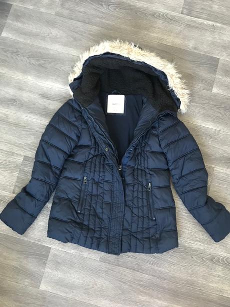 Teplá bunda dobrej značky, pull&bear,m