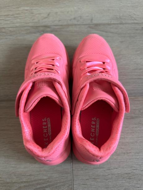 Skechers neon pink tenisky 34, skechers,34