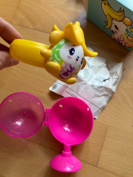 2x vonava hracka z mcdonalds pikmi pops,