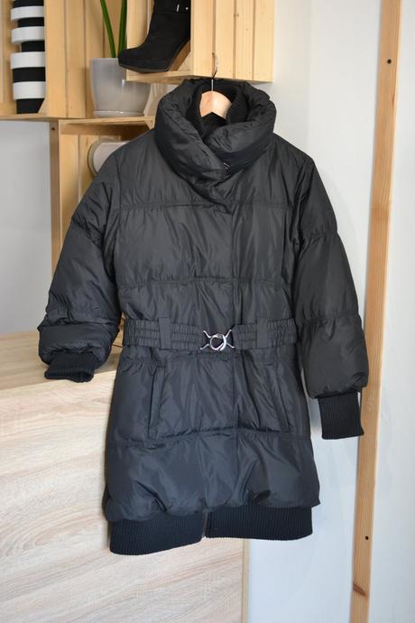 Čierna páperová bunda 38, 38