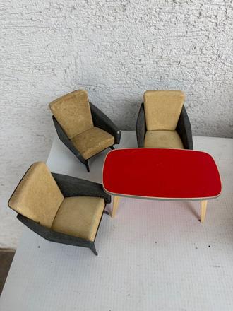 Stary vintage 70 roky maly nabytok pre babiky hrac,