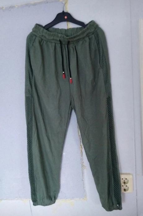 Balík oblečenia s-m, s